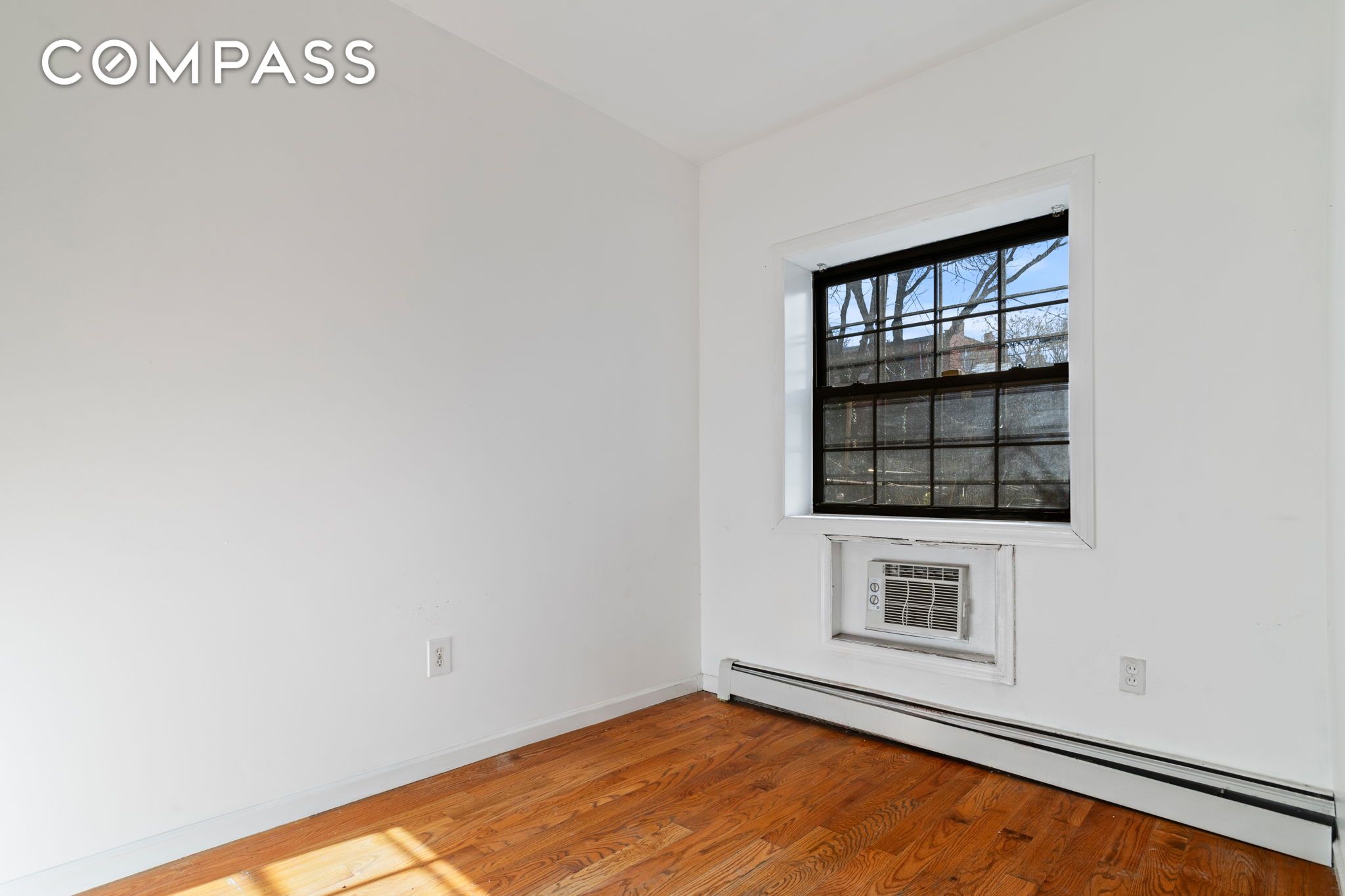 #7 photo, 352 Lexington Avenue, Bedford-Stuyvesant , NY 11216