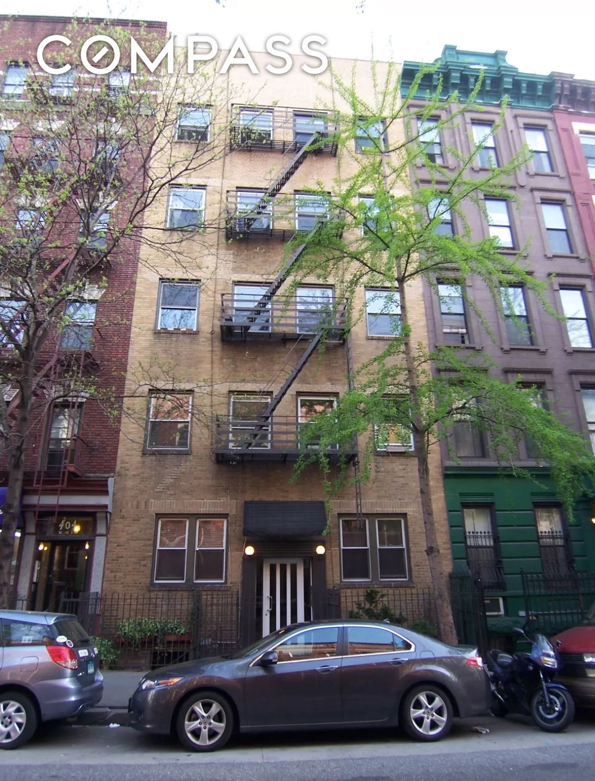 #8 photo, 406 W 46th Street, Hell's Kitchen , NY 10036