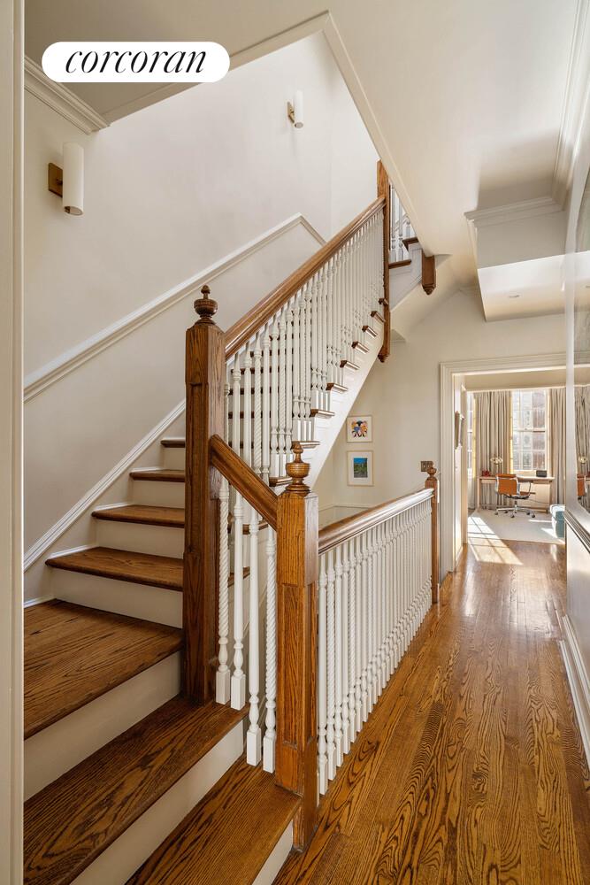 #15 photo, 44 E 82ND Street, Upper East Side , NY 10028