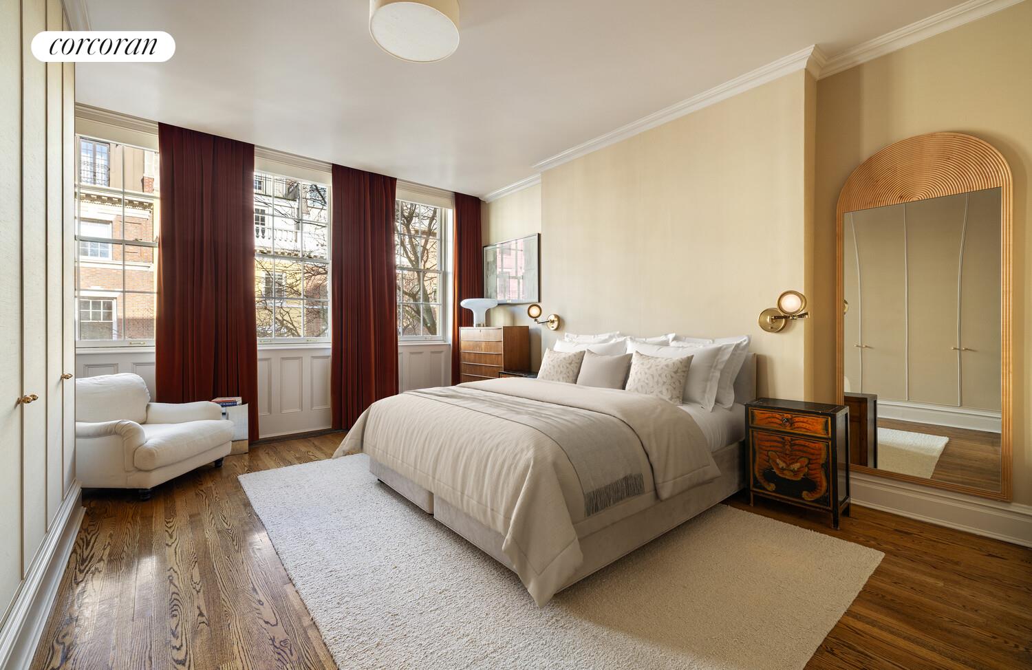 #18 photo, 44 E 82ND Street, Upper East Side , NY 10028