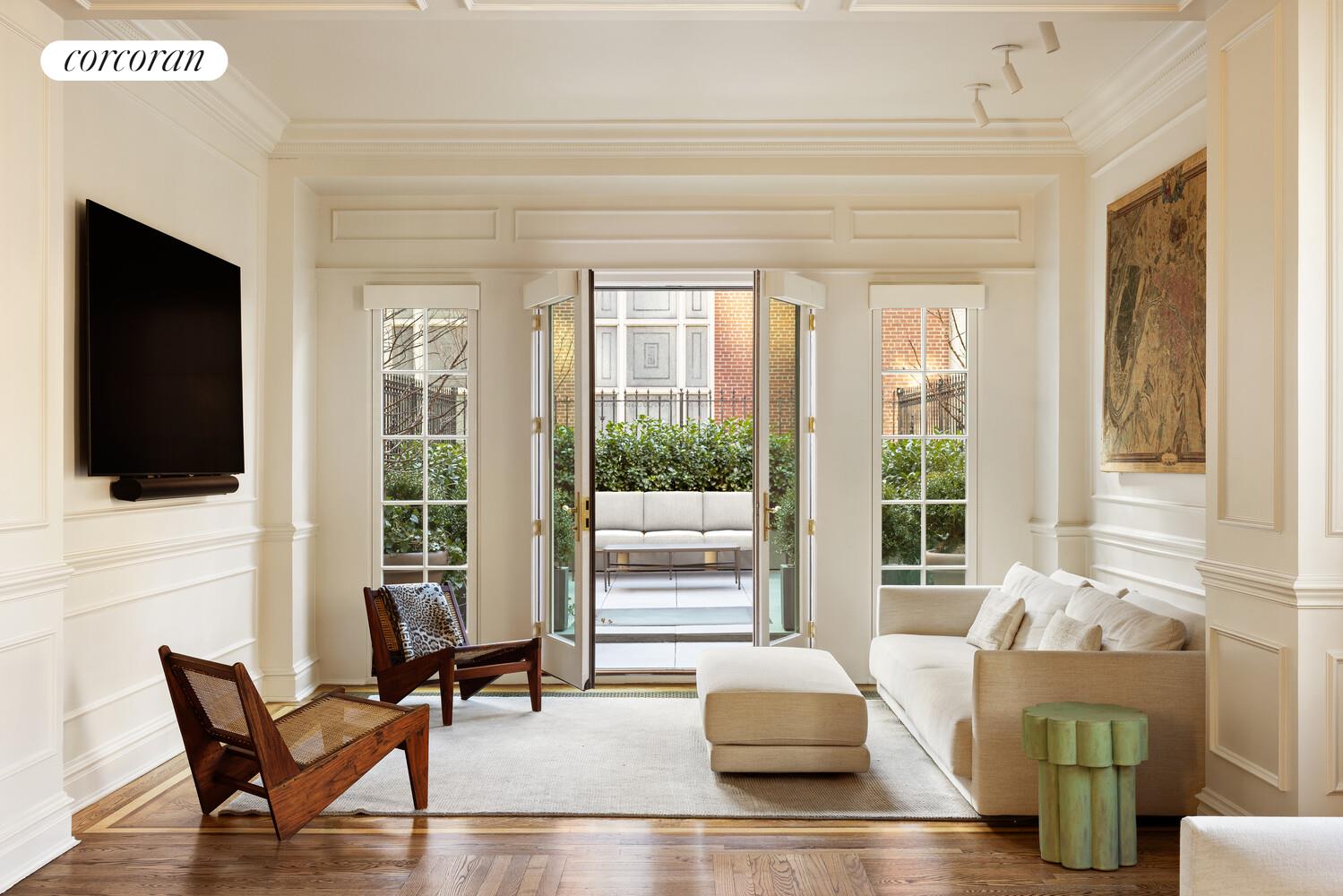 #9 photo, 44 E 82ND Street, Upper East Side , NY 10028