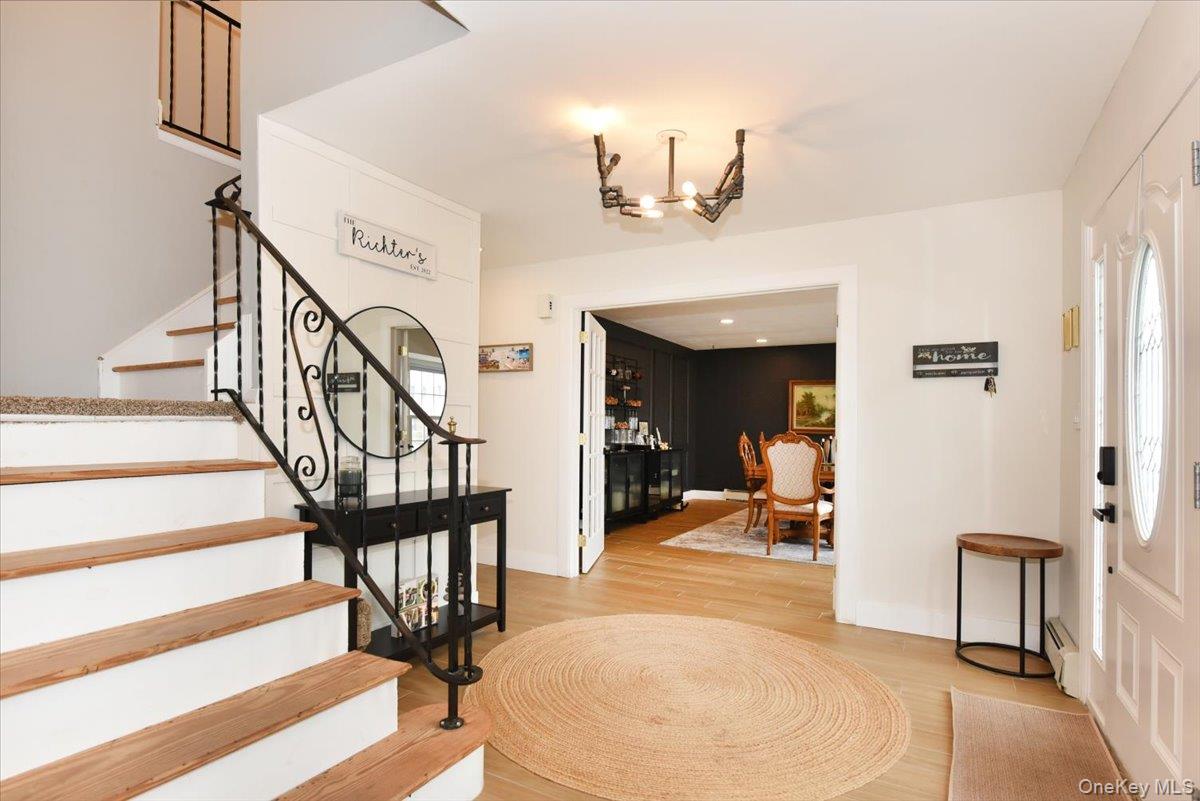 #4 photo, 5 Mary Lu Drive, सफ़ोक काउंटी Holtsville , NY 11742