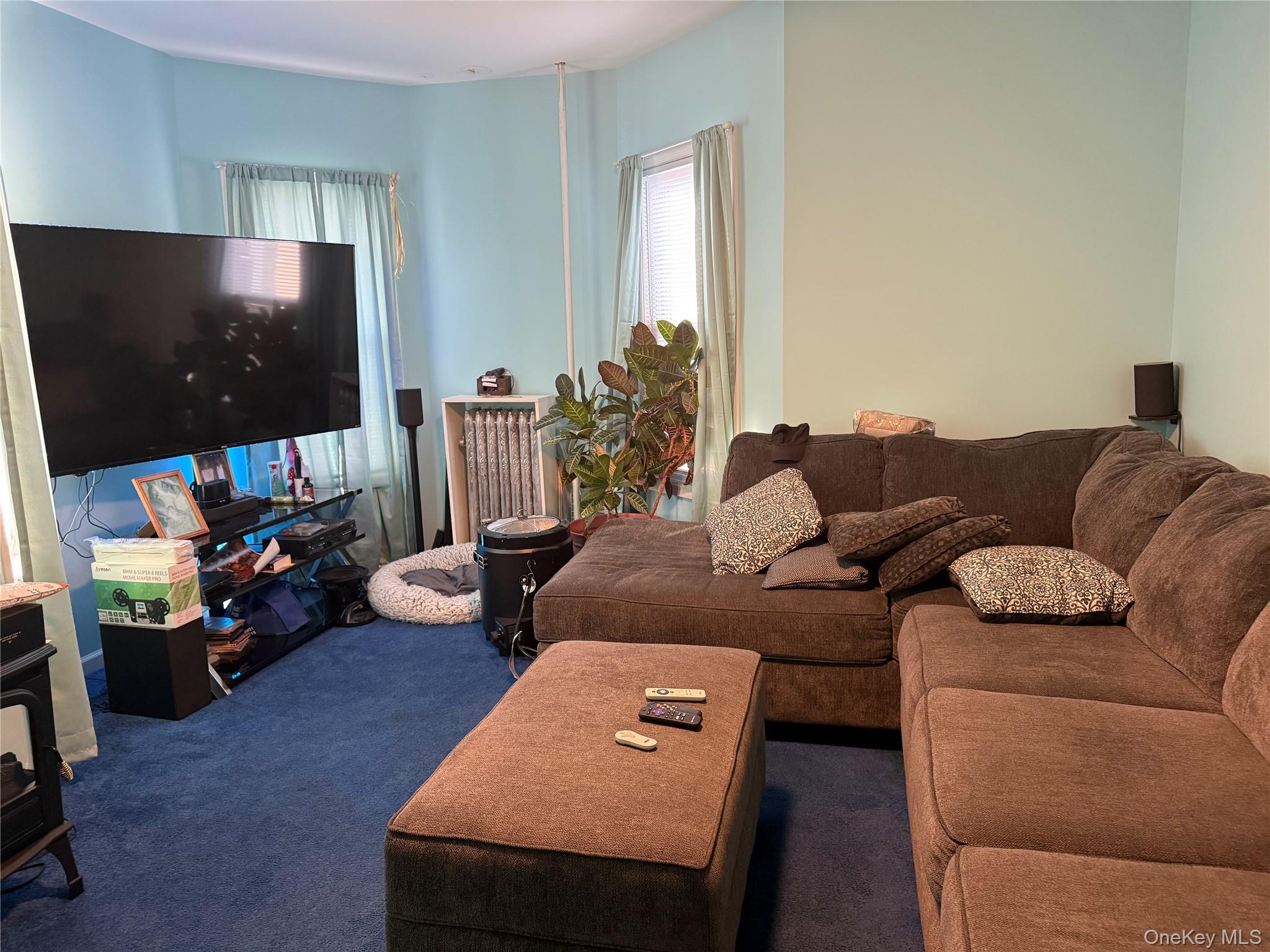 #9 photo, 9817 217th Lane, कुईंस Queens Village , NY 11429