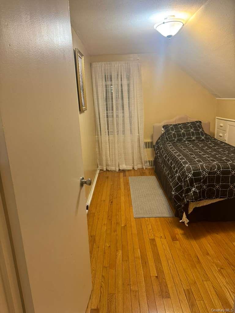 #10 photo, 108 Roberta Street, Valley Stream , NY 11580