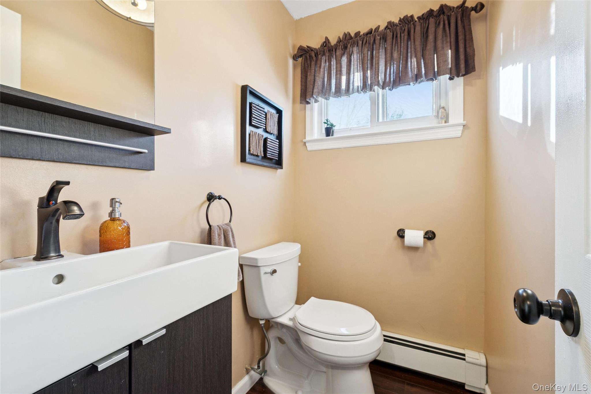 #13 photo, 12 Ormand Avenue, सफ़ोक काउंटी Medford , NY 11763