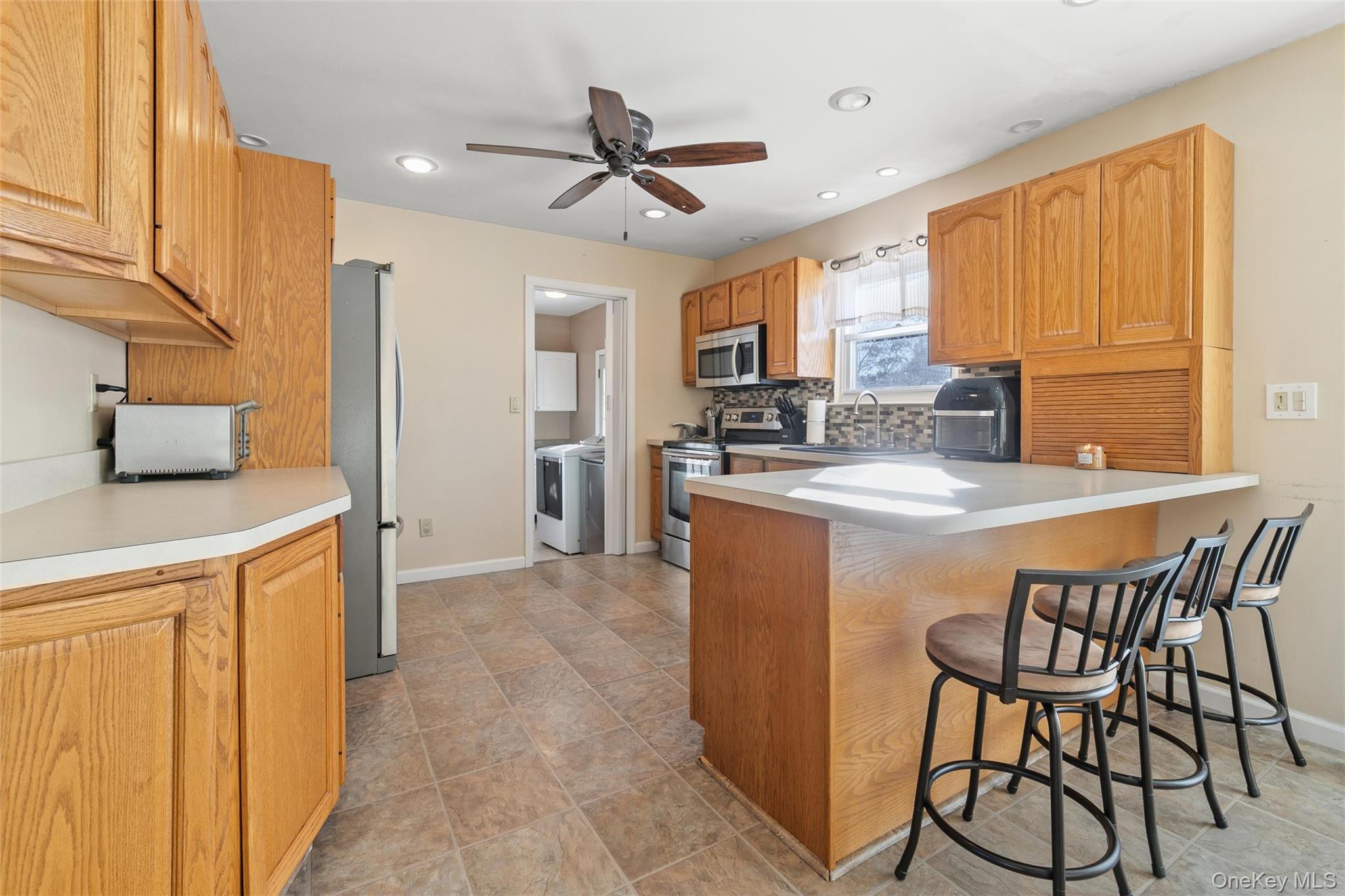 #8 photo, 12 Ormand Avenue, सफ़ोक काउंटी Medford , NY 11763