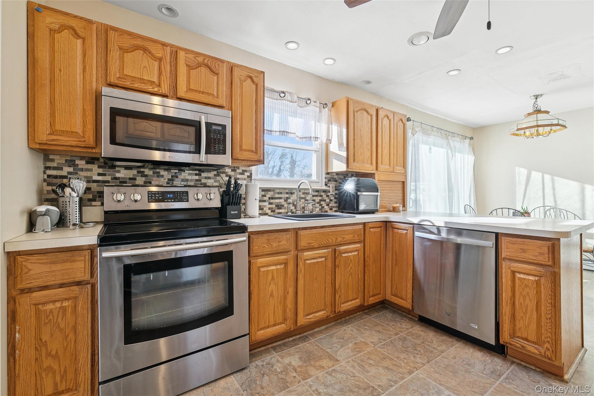 #9 photo, 12 Ormand Avenue, सफ़ोक काउंटी Medford , NY 11763