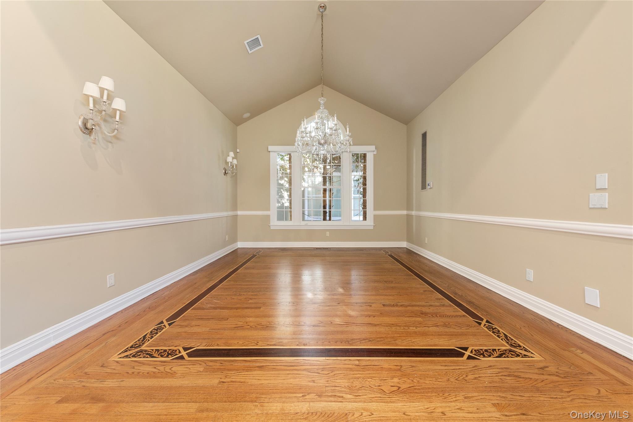 #6 photo, 38 Stone Hill Drive, नासाउ काउंटी Manhasset , NY 11030