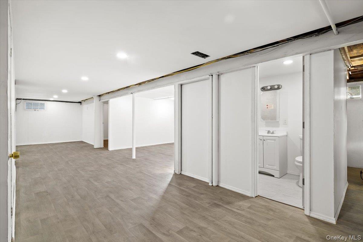 #20 photo, 119 S 6th Street, Bethpage , NY 11714