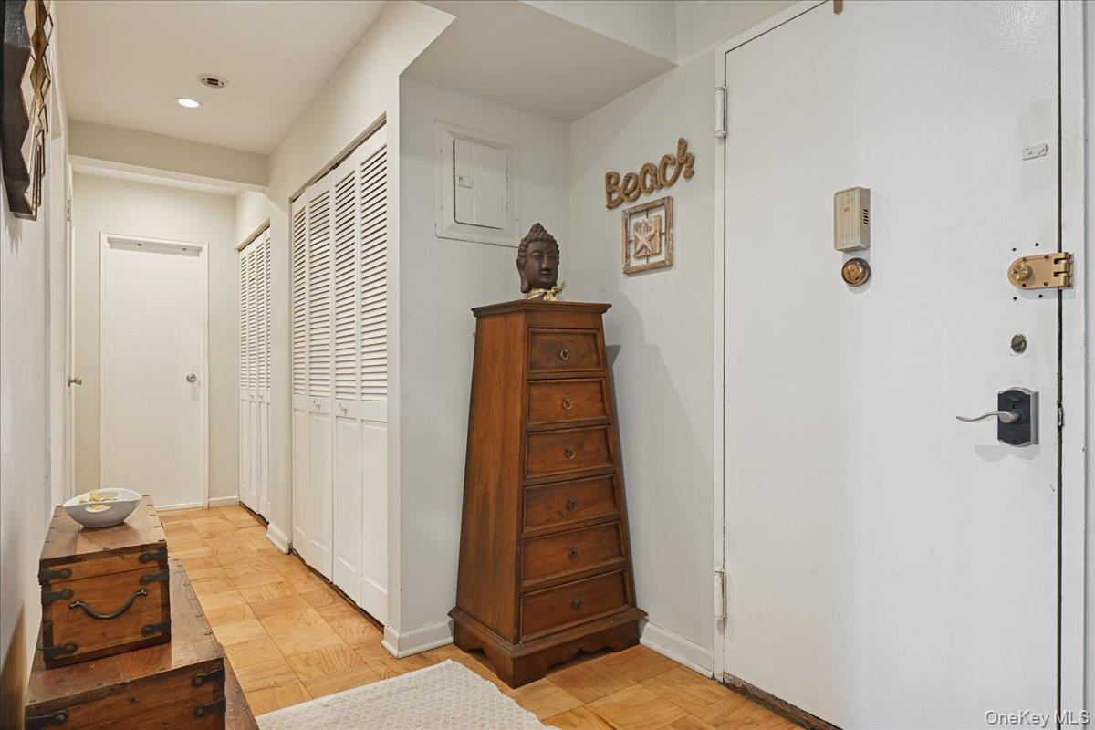 #4 photo, 700 Shore Road, 长岛 Long Beach , NY 11561