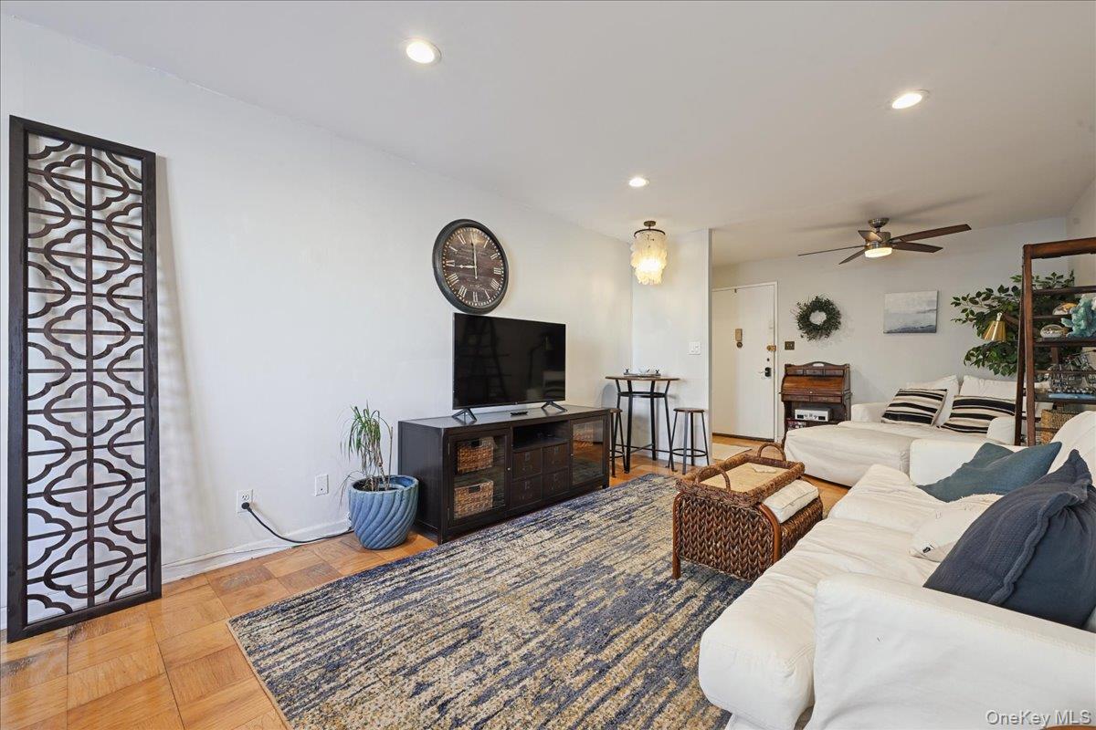 #9 photo, 700 Shore Road, 长岛 Long Beach , NY 11561