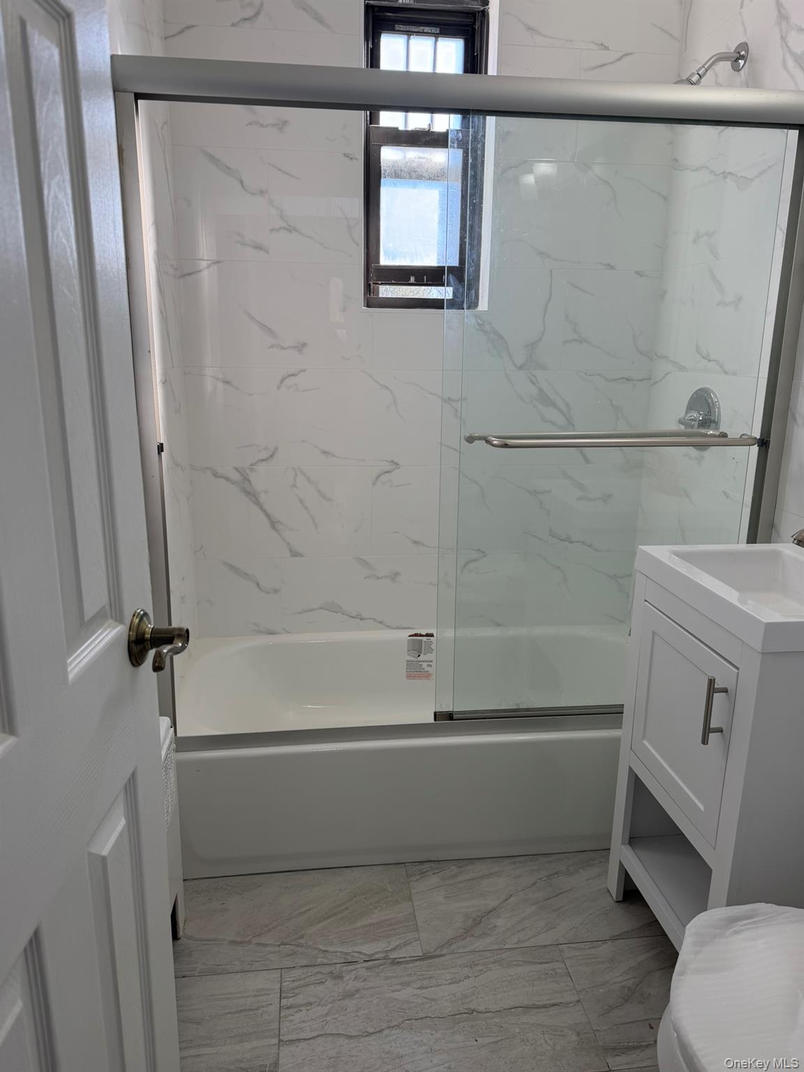 #5 photo, 70-43 Park Drive East B, কুইন্‌স Kew Garden Hills , NY 11367