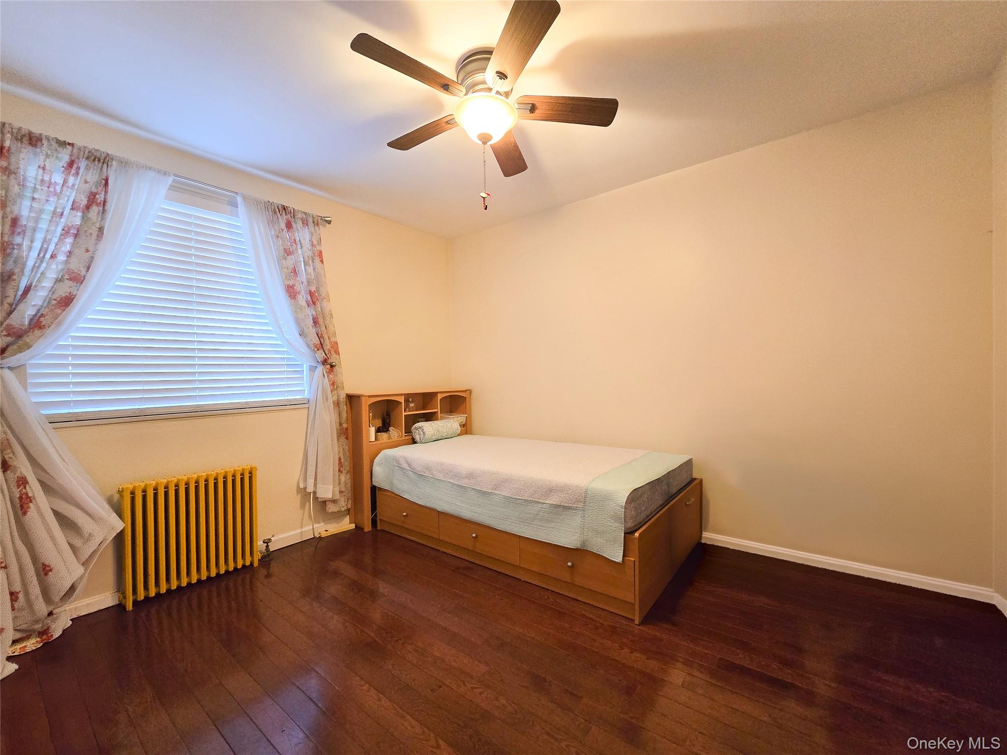 #7 photo, 218-09 73 Avenue, Bayside , NY 11364