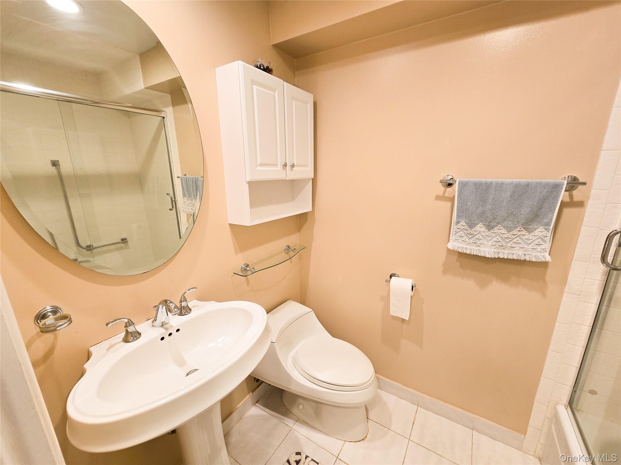 #12 photo, 54 Acorn Ponds Drive, Roslyn , NY 11576