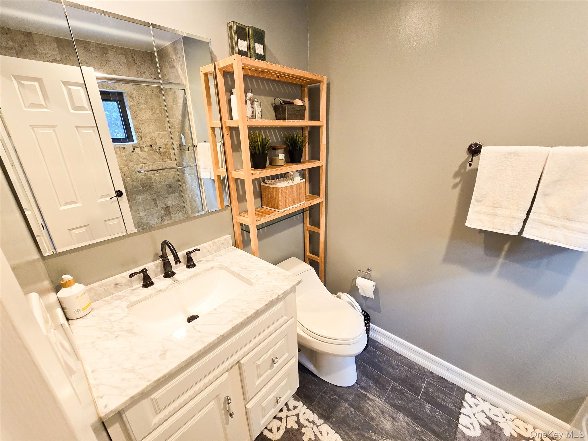 #13 photo, 54 Acorn Ponds Drive, Roslyn , NY 11576