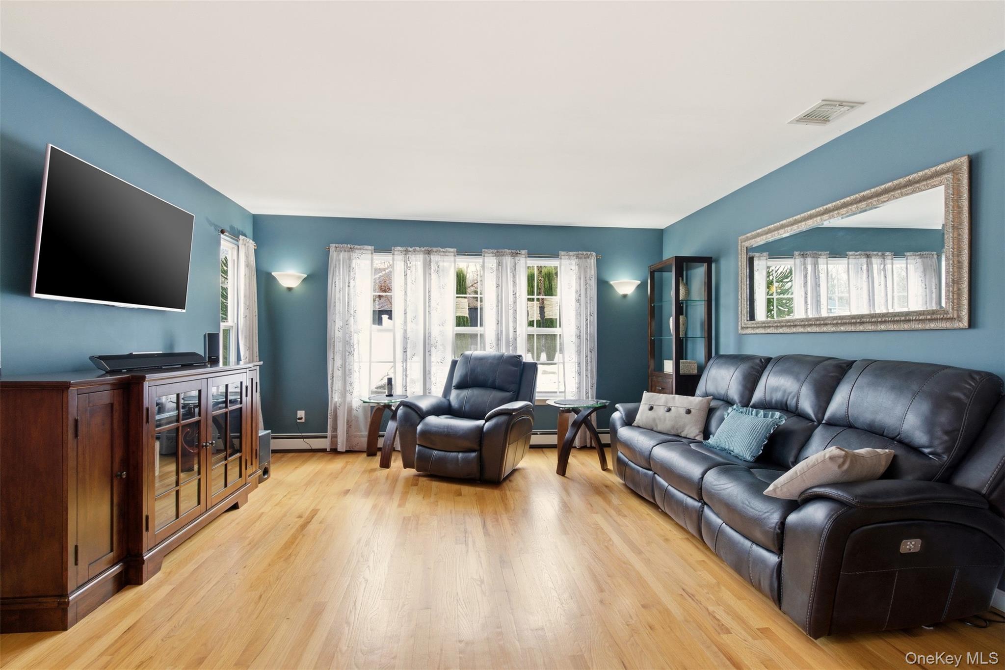 #8 photo, 4 Macintosh Lane, サフォーク郡 Selden , NY 11784