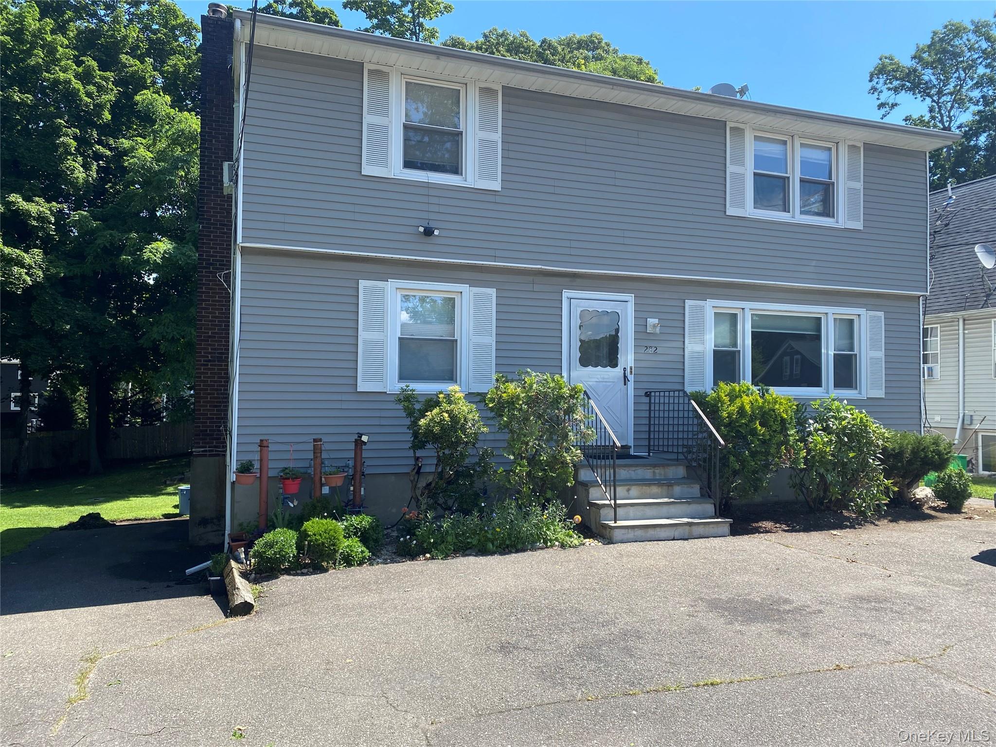 #1 photo, 282 Laurel Road, 롱 아일랜드 East Northport , NY 11731