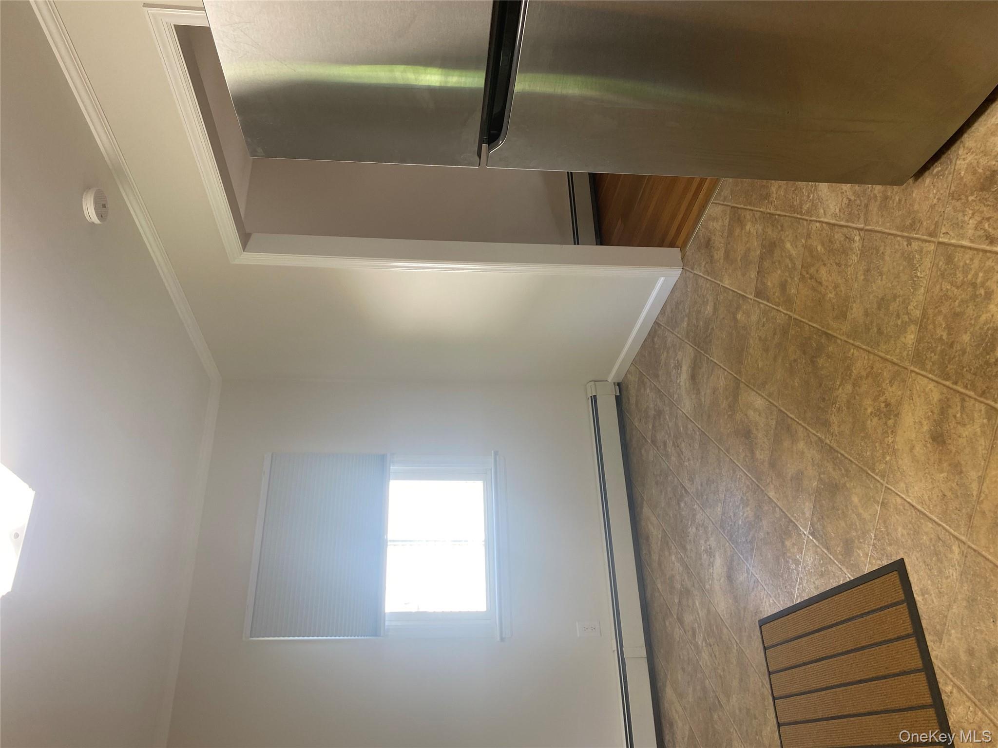 #5 photo, 282 Laurel Road, 롱 아일랜드 East Northport , NY 11731