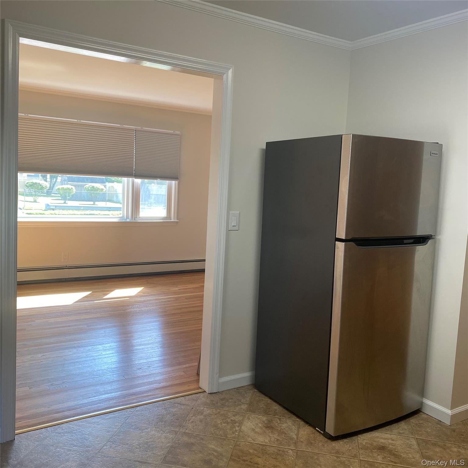 #6 photo, 282 Laurel Road, 롱 아일랜드 East Northport , NY 11731