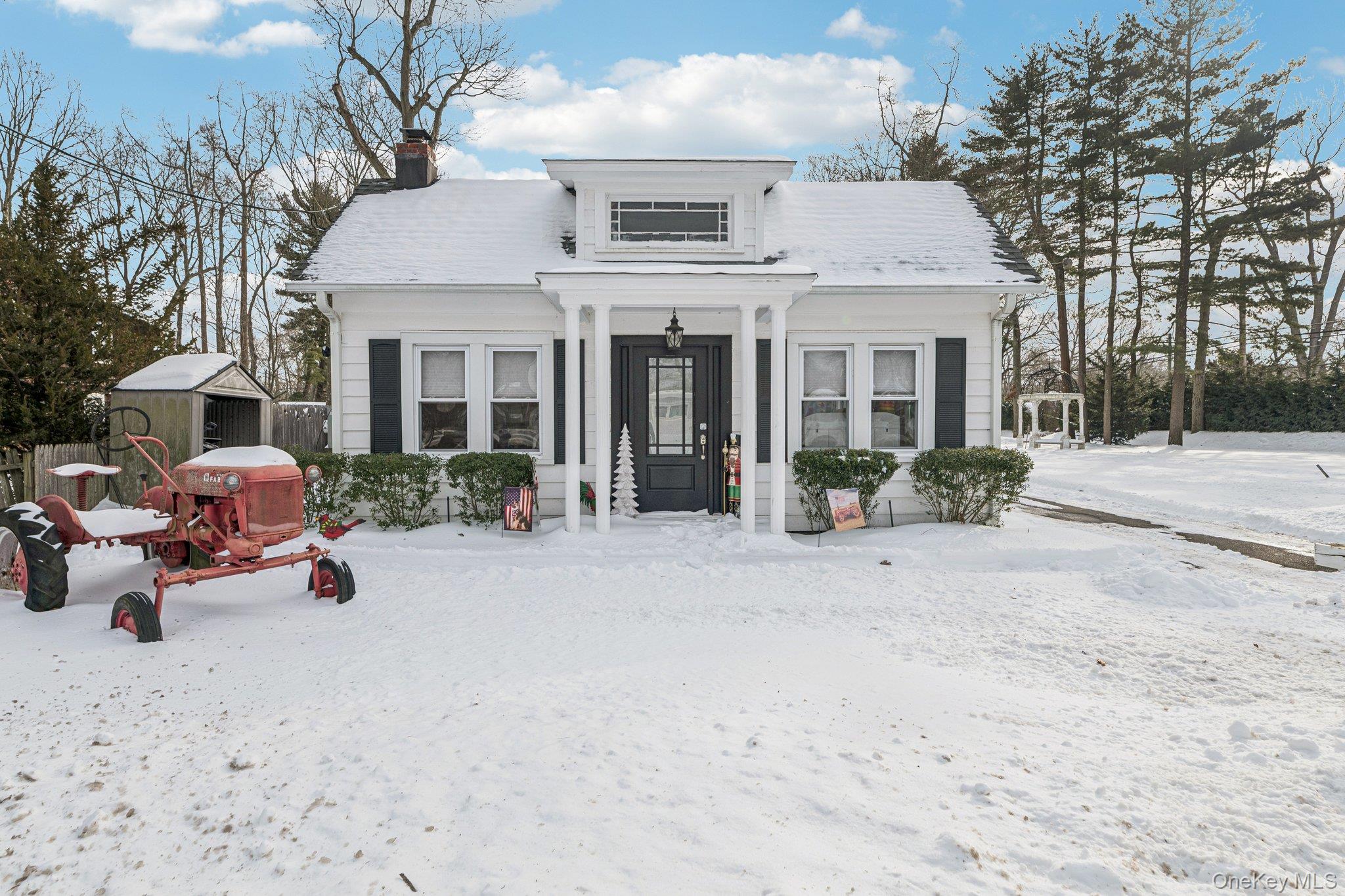 #1 photo, 2 Oak Street, サフォーク郡 Smithtown , NY 11787