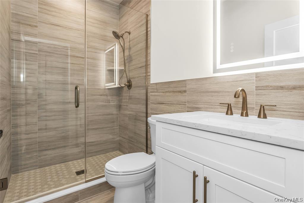 #14 photo, 2510 Haff Avenue, नासाउ काउंटी North Bellmore , NY 11710