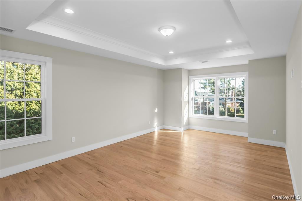 #16 photo, 2510 Haff Avenue, नासाउ काउंटी North Bellmore , NY 11710