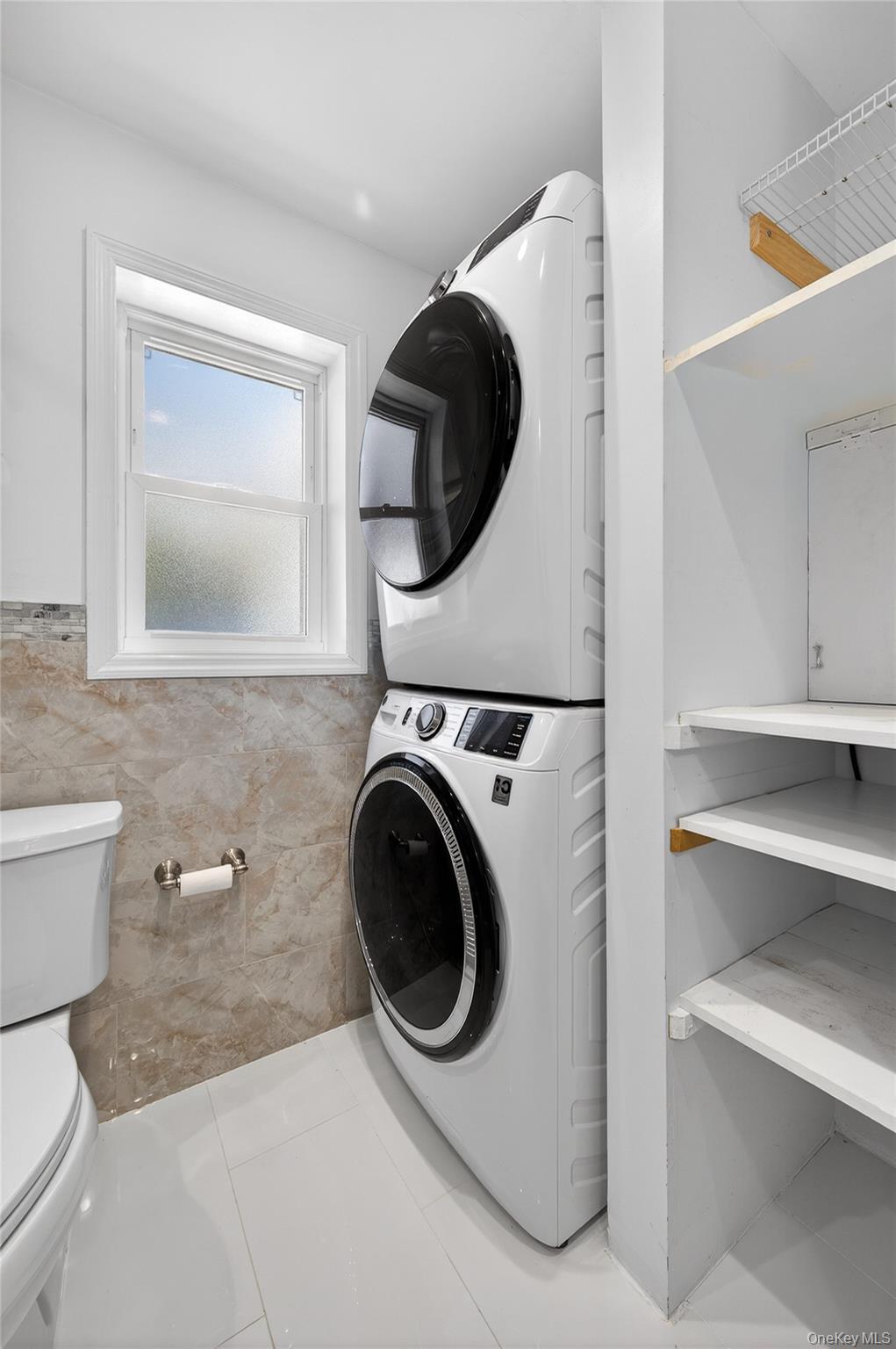 #13 photo, 108 La Rue Drive, सफ़ोक काउंटी Huntington , NY 11743