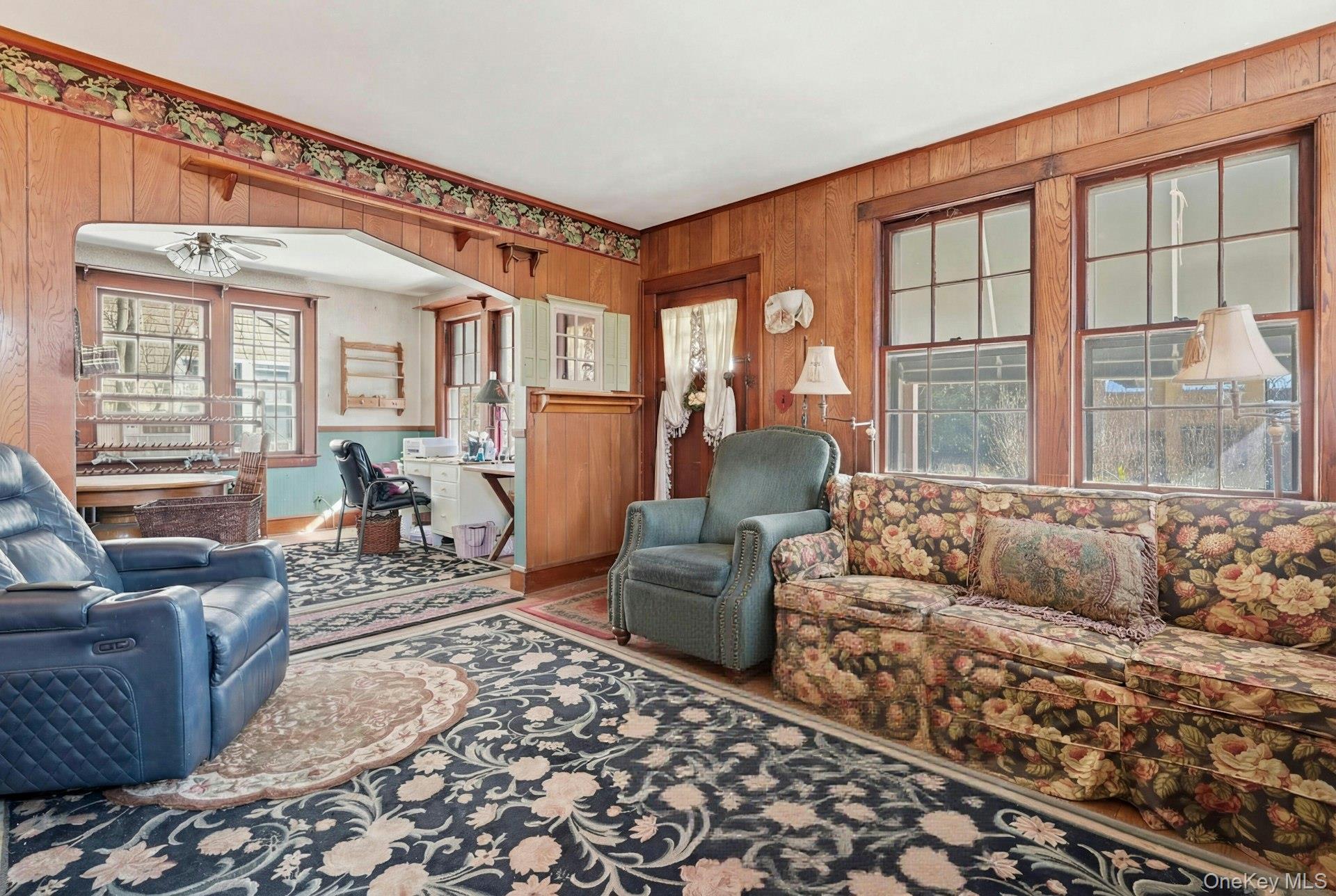 #6 photo, 22 W 12th Street, Huntington Station , NY 11746