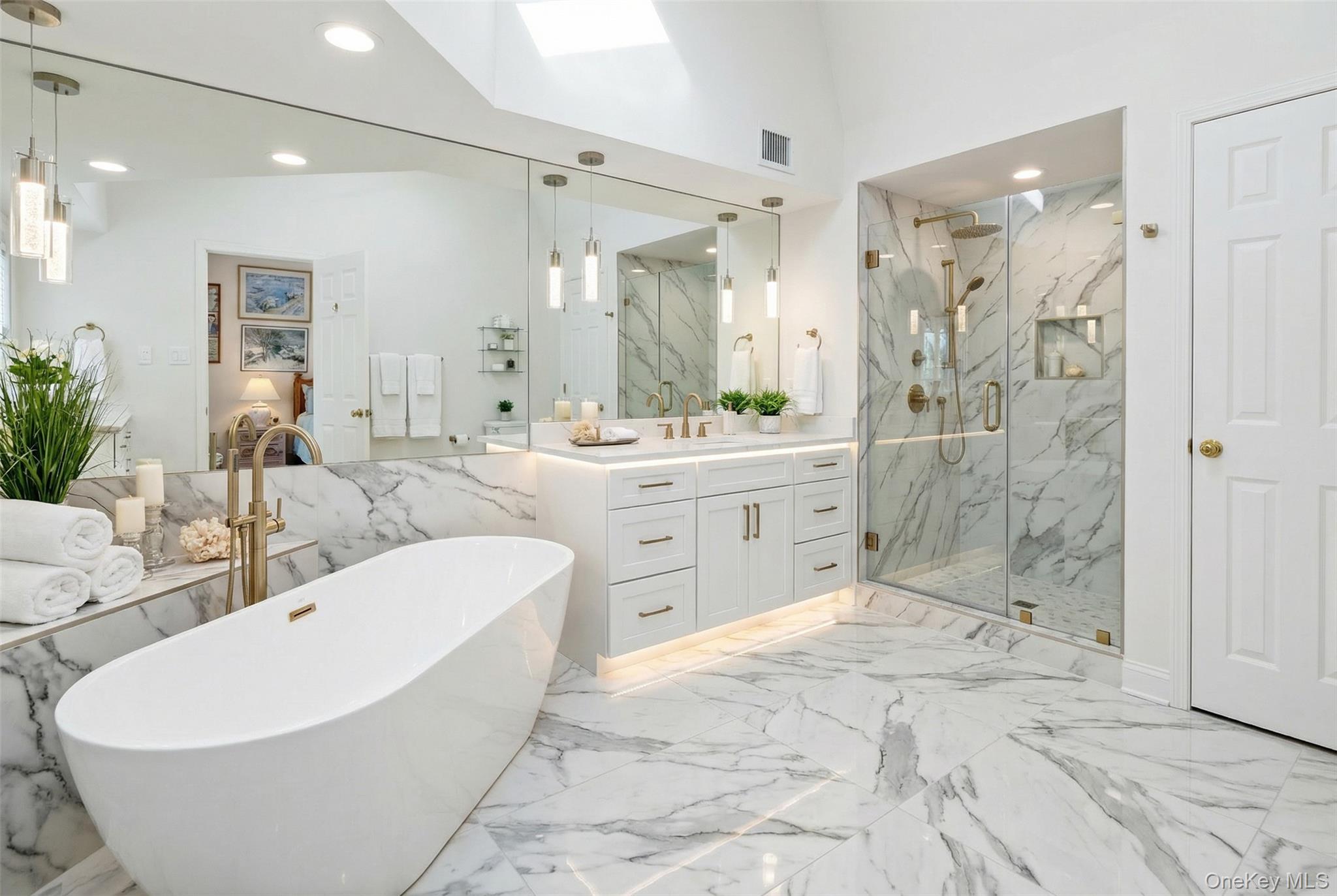 #16 photo, 520 Hampton Road, Southampton , NY 11968