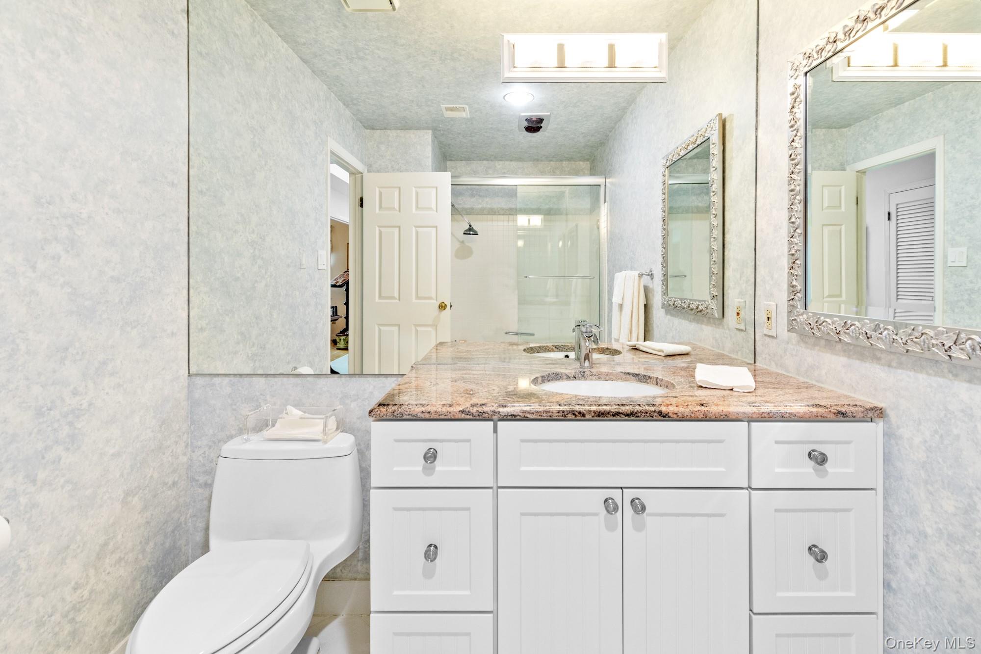 #19 photo, 520 Hampton Road, Southampton , NY 11968