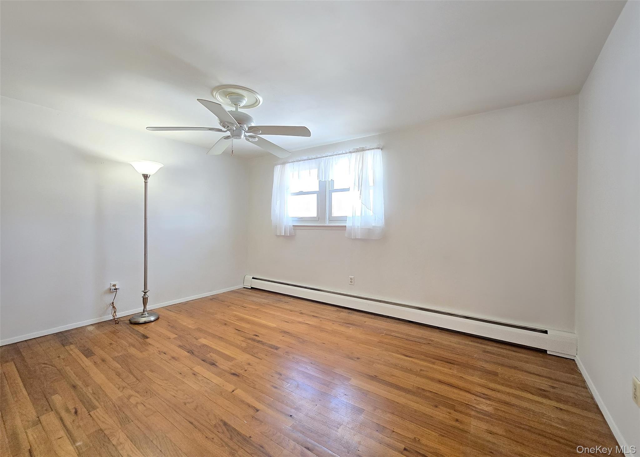 #12 photo, 12 Galaxie Lane, サフォーク郡 Selden , NY 11784