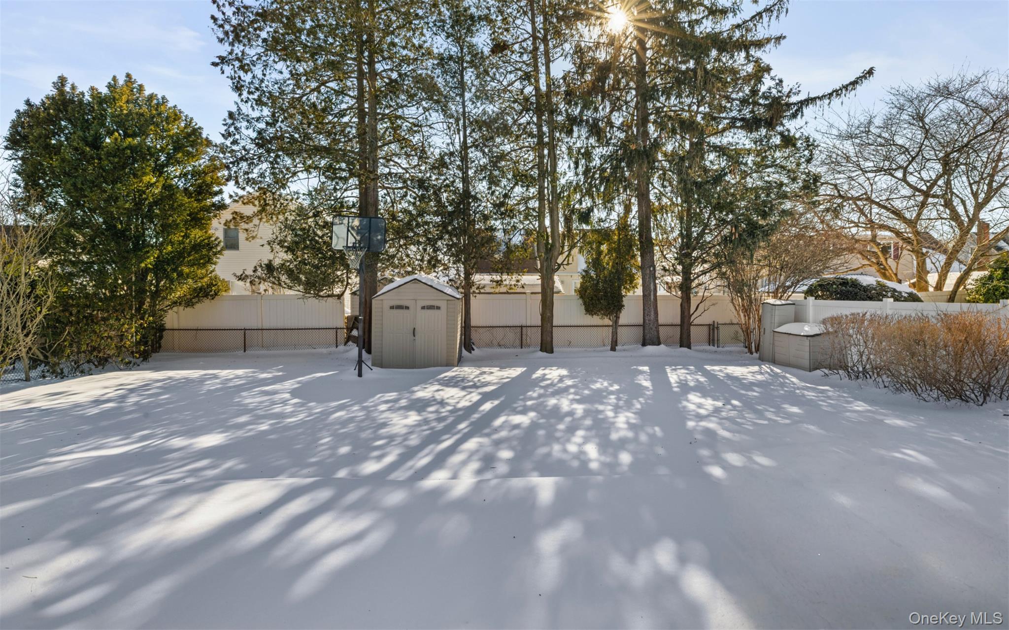 #17 photo, 1860 Maurice Avenue, নাসাউ কাউন্টি East Meadow , NY 11554