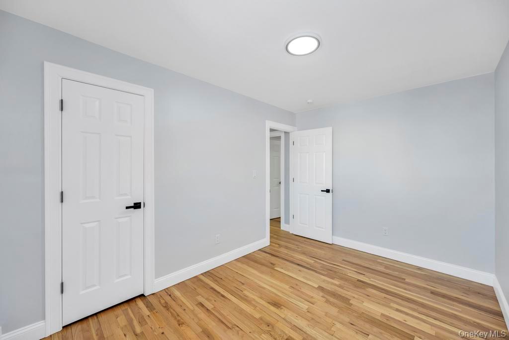 #16 photo, 435 Echo Avenue, সাফোক কাউন্টি Sound Beach , NY 11789