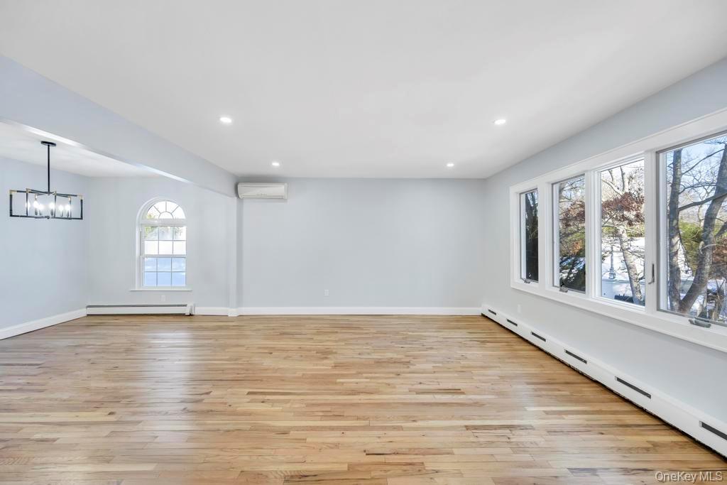 #7 photo, 435 Echo Avenue, সাফোক কাউন্টি Sound Beach , NY 11789