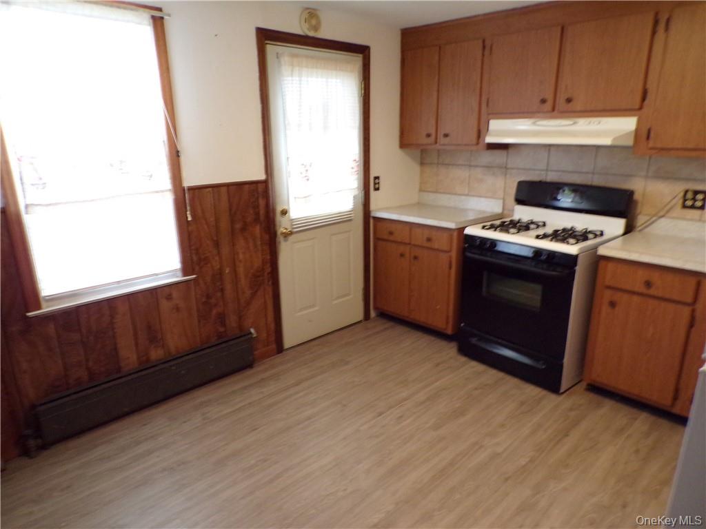 #8 photo, 2 Mertes Lane, New Windsor , NY 12553