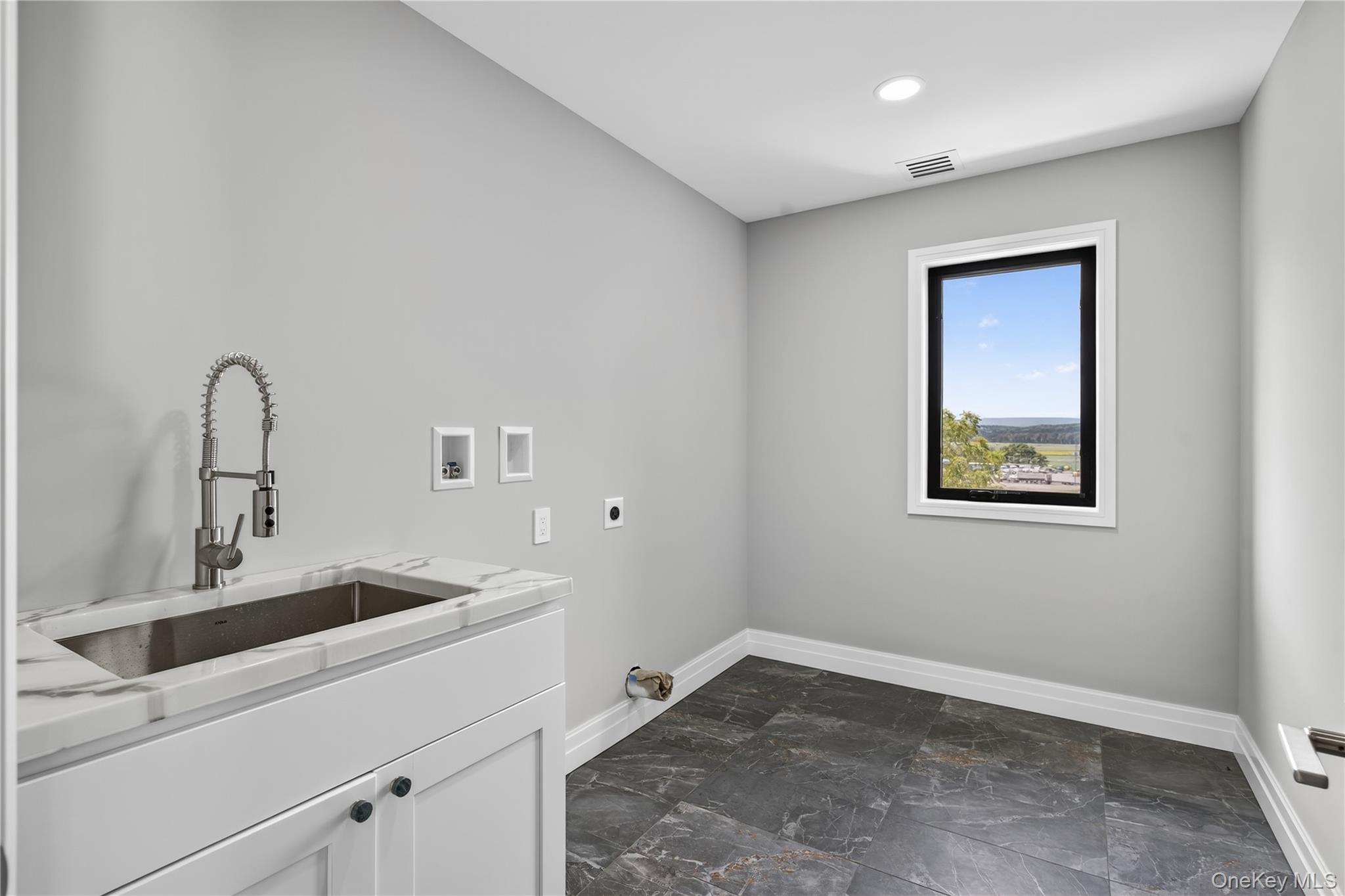 #20 photo, 4 Warwick Isle Boulevard, Pine Island , NY 10969