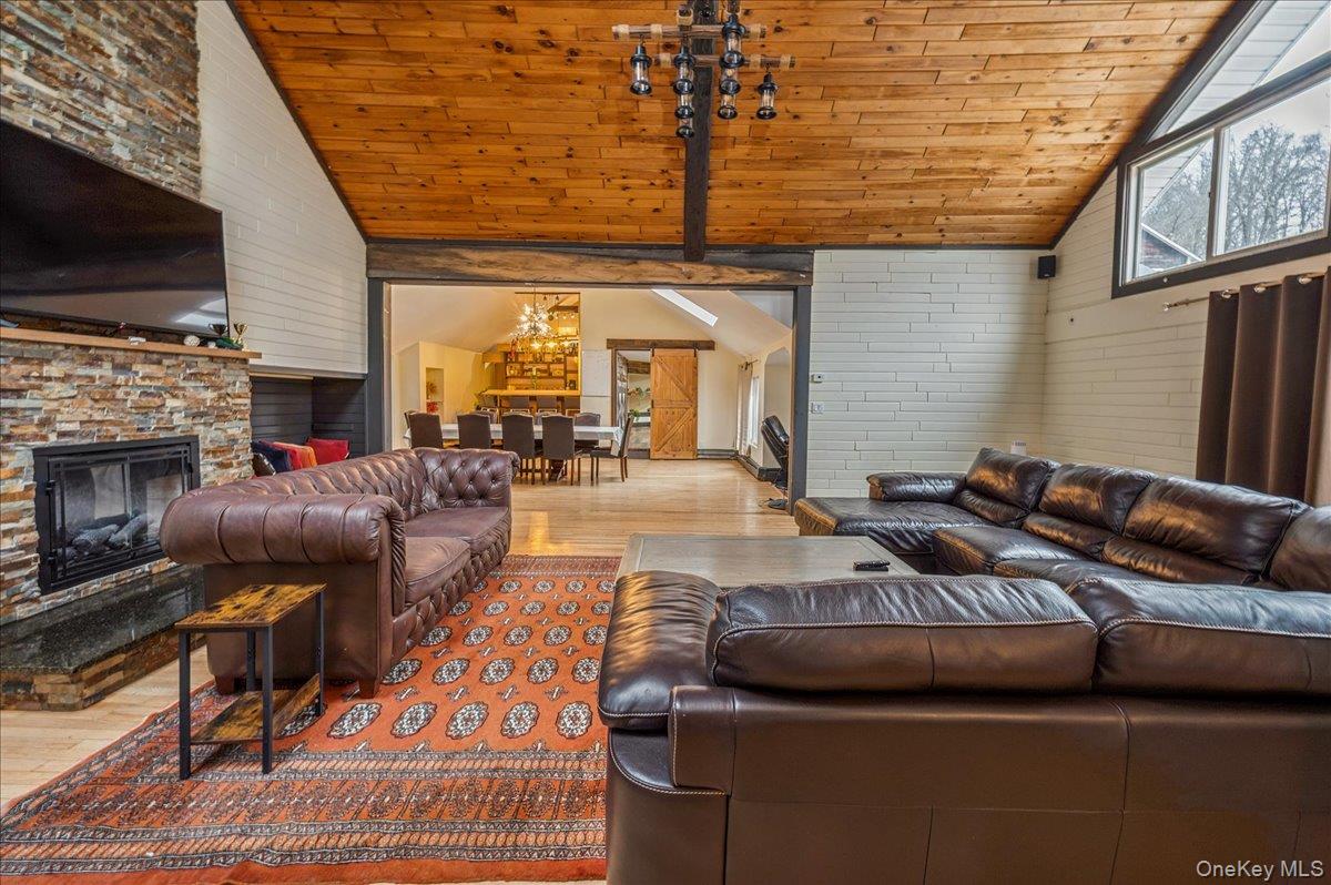 #5 photo, 584 Milltown Road, Brewster , NY 10509