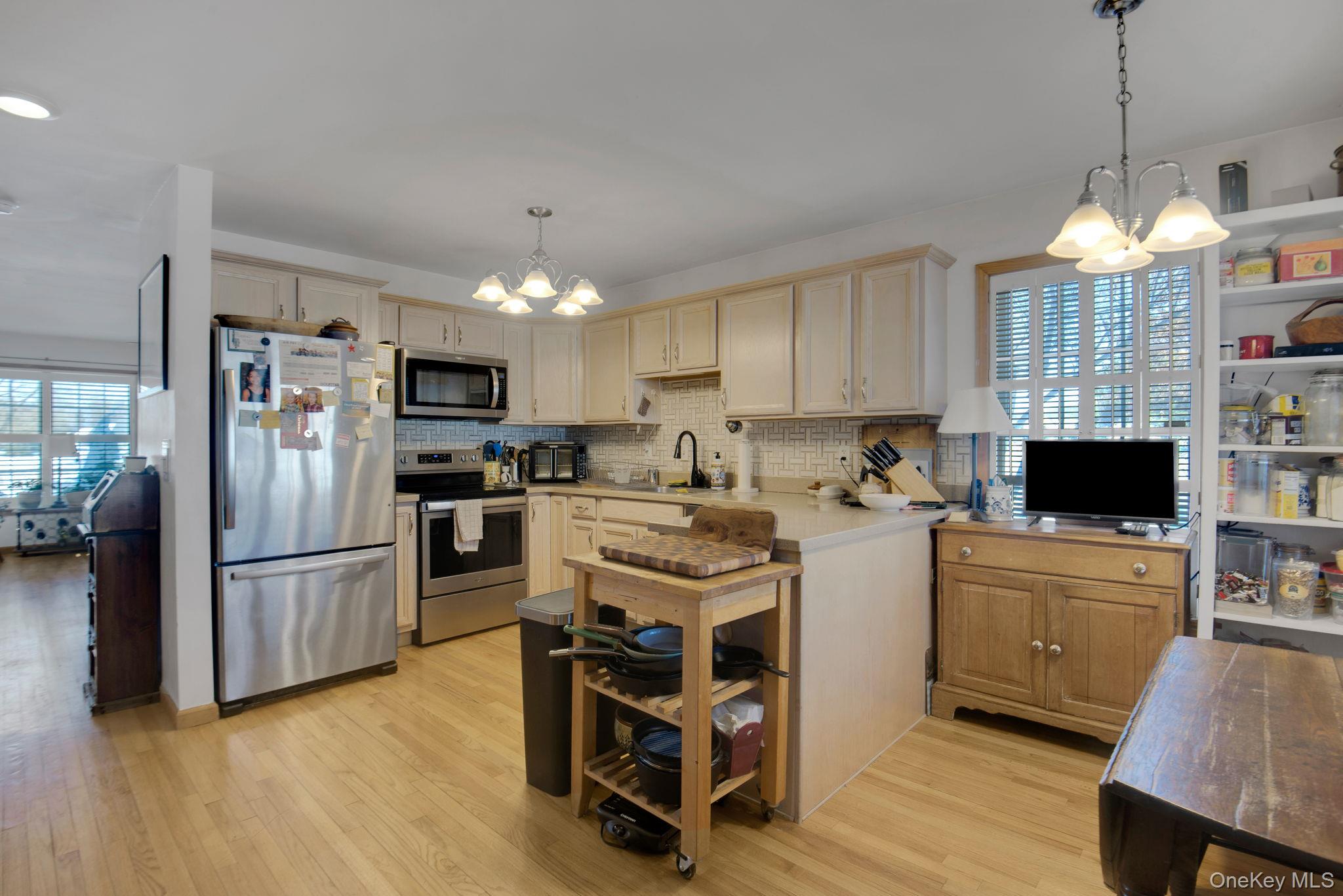 #3 photo, 22 Rosemary Way, Rhinebeck , NY 12572