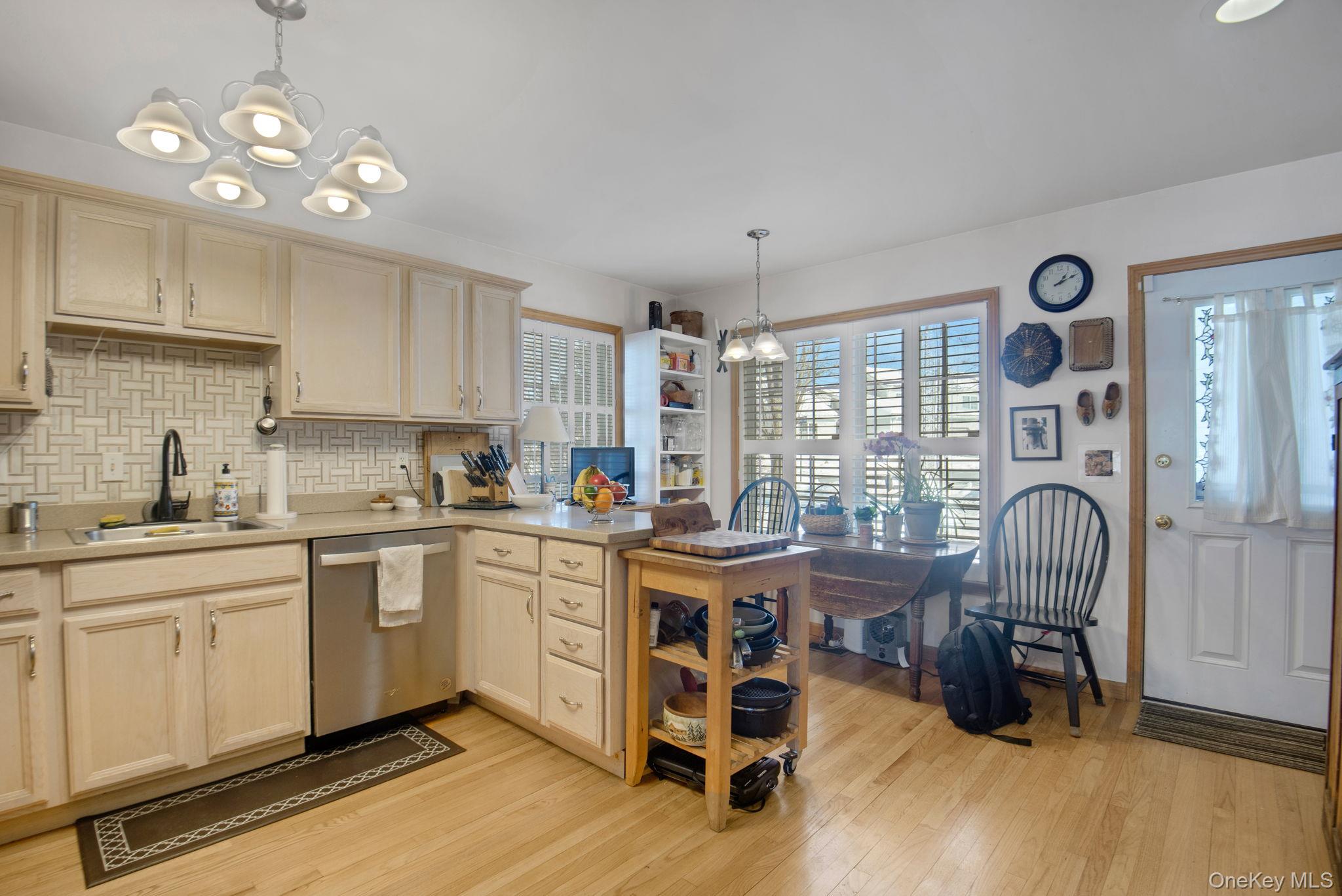 #5 photo, 22 Rosemary Way, Rhinebeck , NY 12572