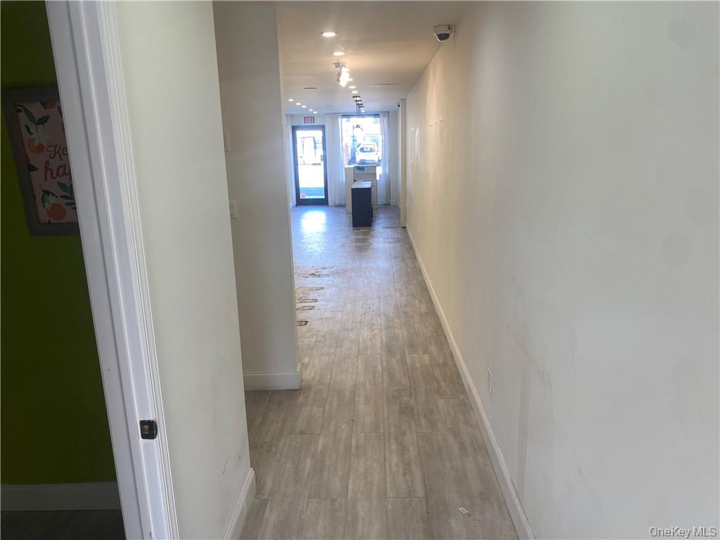 #7 photo, 1937 Williamsbridge Road, Bronx , NY 10461