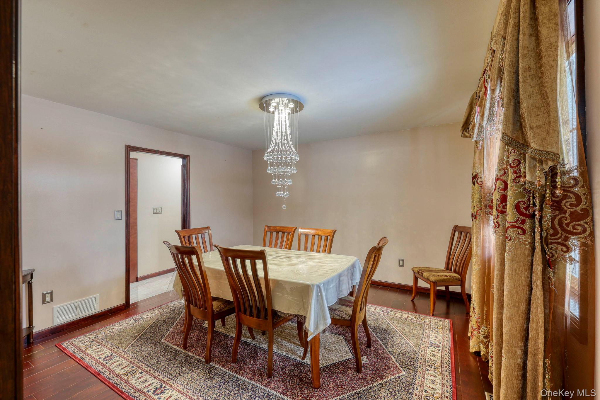 #10 photo, 12 Nob Hill, Poughkeepsie , NY 12603