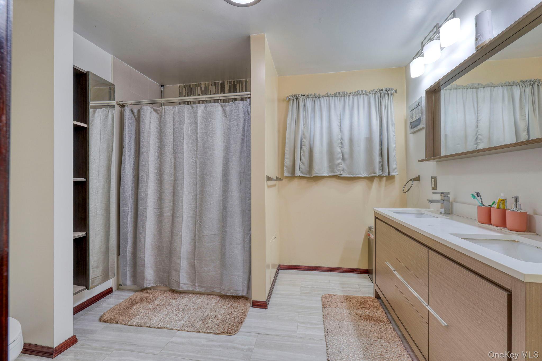 #15 photo, 12 Nob Hill, Poughkeepsie , NY 12603