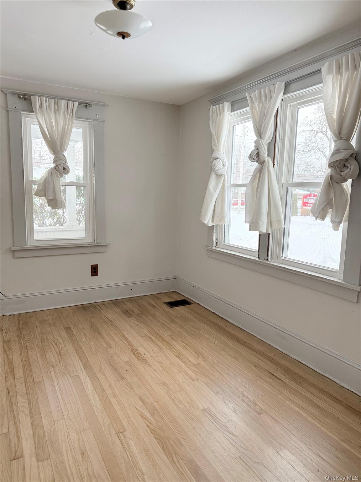 #3 photo, 7318 S Broadway, Red Hook , NY 12571