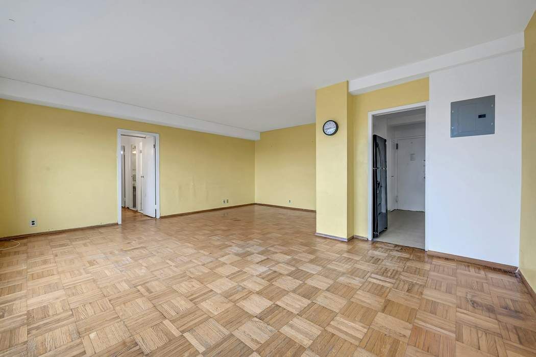 #9 photo, 1 Fordham Hill Oval, University Heights , NY 10468