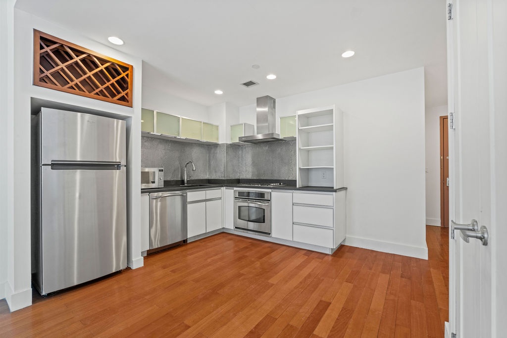 #6 photo, 44-27 Purves Street, クイーンズ区 Long Island City , NY 11101