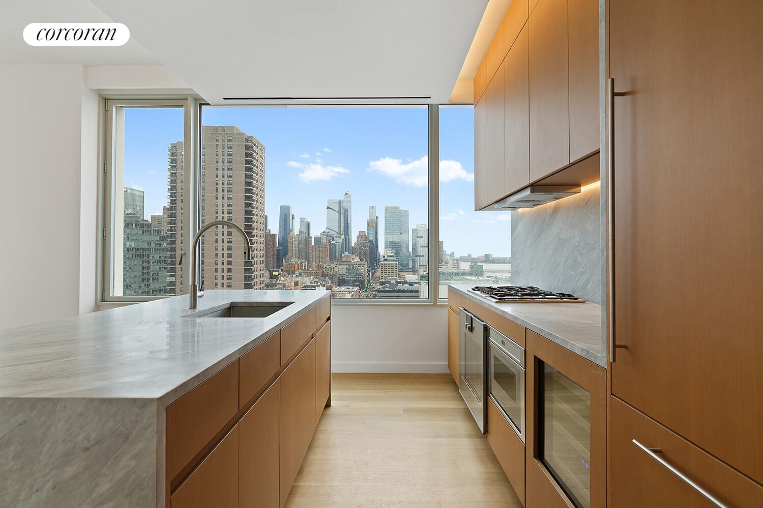 #5 photo, New York City, Hell's Kitchen , NY 10019