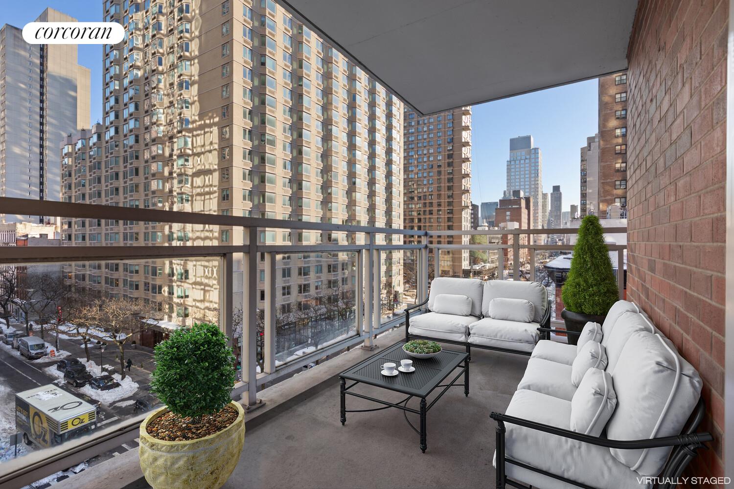 #1 photo, 360 E 72ND Street, Lenox Hill , NY 10021