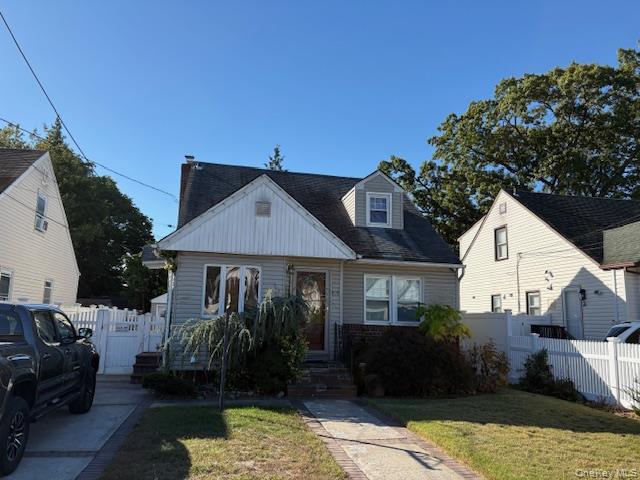 #1 photo, 938 Wallace Avenue, North Baldwin , NY 11510