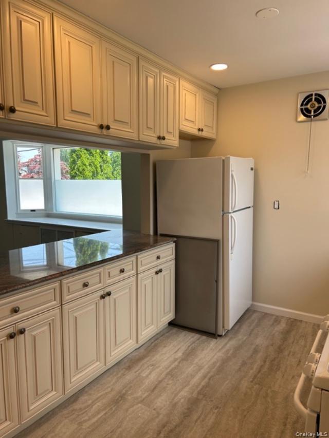 #2 photo, 66 Chicago Avenue, नासाउ काउंटी Massapequa , NY 11758