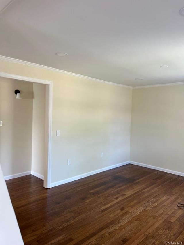 #6 photo, 66 Chicago Avenue, नासाउ काउंटी Massapequa , NY 11758